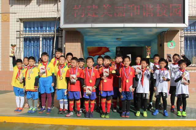 塔图姆30分内史密斯26+12 步行者3连胜被终结